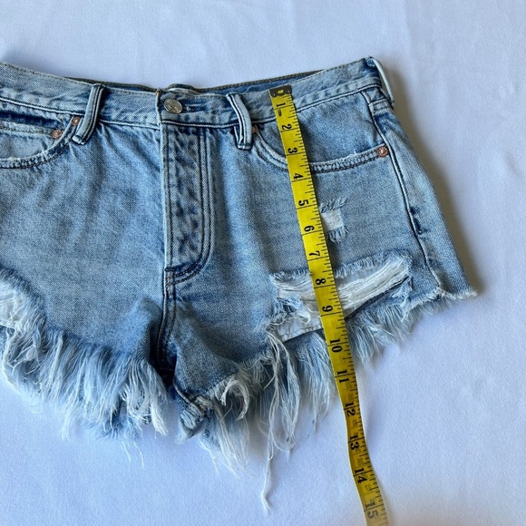 We the Free Loving Good Vibration Cut-Off Jean Shorts sz 27 - Picture 6 of 13
